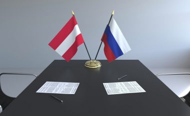 Austria shpall “non grata” 4 diplomatë rusë