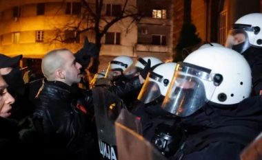 Rriten tensionet në Beograd, nacionalistët kërcënojne Vuçiç: Mos nënshkruaj marrëveshjen me Kosovën