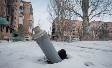 Ministri britanik: Lufta në Ukrainë mund të zgjasë edhe një vit