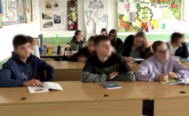 “Nuk e kuptojnë as rëndësinë e të mësuarit”, studimi: Nxënësit shqiptarë janë dobët në fizikë
