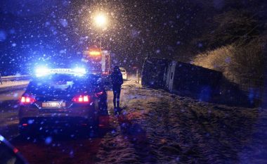 Dalin pamjet e aksidentit me një viktimë të autobusit me targa shqiptare në Kroaci, të lënduarit transportohen në spital