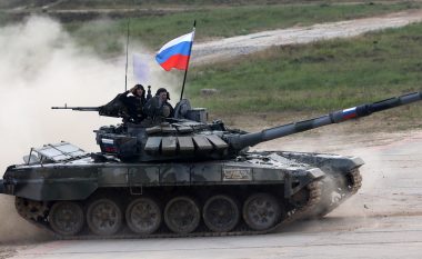 Lufta po “gllabëron” tanket e famshëm të Rusisë, tani nuk përsëritet dot më Lufta e Dytë Botërore