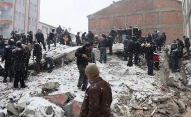 Tragjedia në Turqi, profesori i gjeoshkencës: Tërmeti që goditi vendin kishte fuqinë e 130 bombave atomike