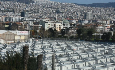 “Qyteti i kontejnerëve”, ja si duket vendi ku do të vendosen të prekurit nga tërmeti në Turqi (FOTO LAJM)