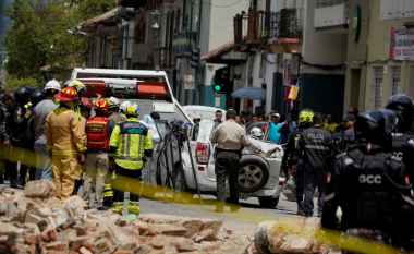 VIDEO/ Tërmeti me magnitudë 6.7 godet Ekuadorin, raportohet për të vdekur