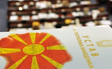 LSDM zbulon kur hapet Kushtetuta e Maqedonisë së Veriut, për t’u ndryshuar