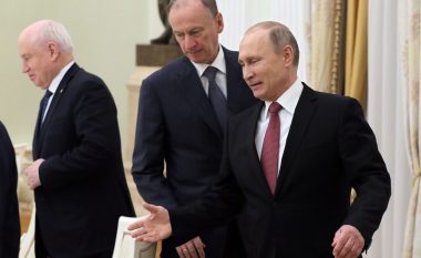 Aleati i Putin bën deklaratën e bujshme: NATO është palë në luftën në Ukrainë