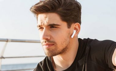 Këto janë shenjat që tregojnë se keni dëmtuar dëgjimin