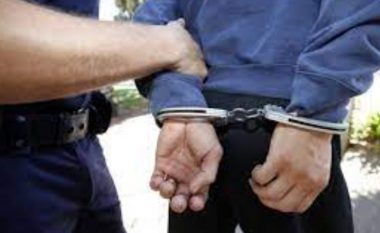 Theu masën “arrest shtëpie” se i pihej kafe, përfundon në burg 39-vjeçari