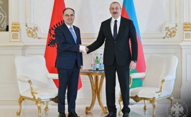 Begaj shfaqet me dorën e fashuar në takimin me homologun nga Azerbajxhani, çfarë i ka ndodhur Presidentit (FOTO)
