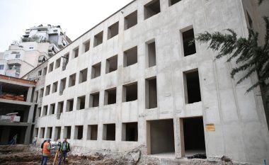Rikonstruktohet gjimnazi “Partizani”, Veliaj: Përfundon në qershor për diplomimin, gati loti tjetër për 5 shkolla të reja