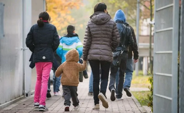 Fluks emigrantësh nga Ballkani në Gjermani, shumica janë shqiptarë