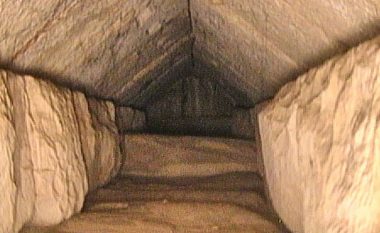 Zbulohet një korridor i fshehur në Piramidën e Gizës