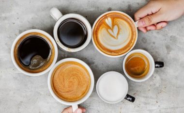 Zbuloni se çfarë ndikimi ka në humbjen e peshës kafeja e mëngjesit