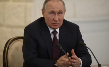Putin e pranon: Sanksionet mund të dëmtojnë ekonominë ruse