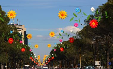 Tirana në festë, koncerte dhe aktivitete për Ditën e Verës, rrugët ku do të devijohet qarkullimi i makinave
