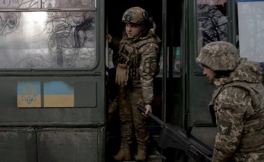 Ukraina ndryshon planet ushtarake pas rrjedhjes së dokumenteve