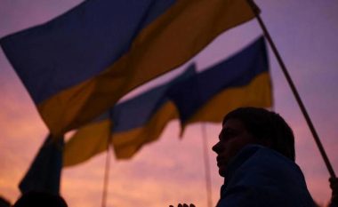 Shkruan Joschka Fischer: Rishikimi i madh i rendit botëror, çfarë pritet të ndodhë pas Luftës së Ukrainës