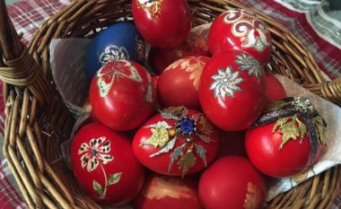 Pse uji i lyerjes së vezëve  të Pashkës duhet ruajtur për 40 ditë
