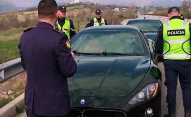Maserati i “bën zbor” policisë në Tiranë, ndjekje si në filma