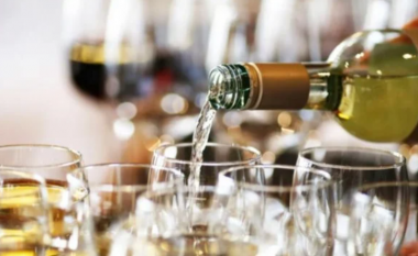 Shkencëtarët zbulojnë përse njerëzit e dehur me alkool bëhen “të këqinj”