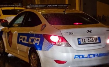 Albeu: Plagosi me thikë babë e bijë së bashku me dhëndrin italian në Laprakë, lihet në burg 40-vjeçari