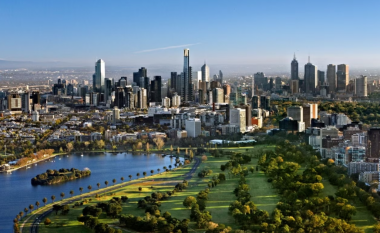 Mellburni kalon Sidnejin si qyteti më i madh i Australisë