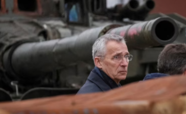 Shefi i NATO-s në vizitë të paparalajmëruar në Ukrainë