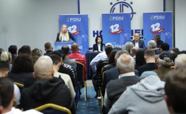 Mesila Doda takim me përfaqësuesit e listës për këshillat bashkiakë në Fier: PDIU është me kauzën kombëtare dhe çështjen Çame