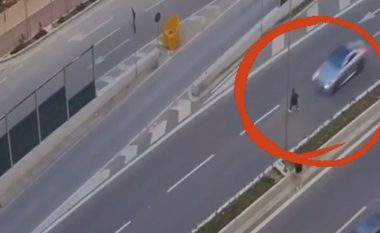 Pamje të rënda! Momenti kur makina përplas për vdekje këmbësorin në Tiranë (VIDEO)
