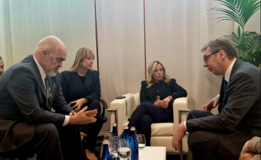 VIDEO/ Rama takohet me Giorgia Melonin në Verona, i pranishëm dhe Vuçiç