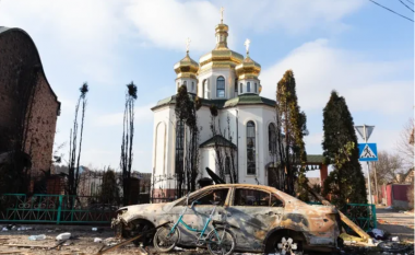 Përgjaken Pashkët Ortodokse, Moska bombardon Kishën në Ukrainë, raportohet për viktima dhe të plagosur