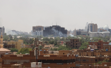 Luftimet në Sudan, BE ofron ndihmë urgjente humanitare