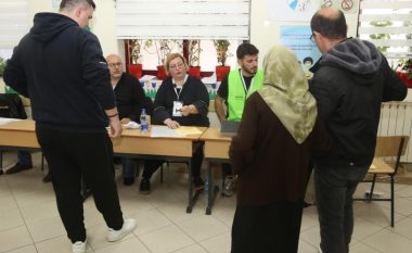 Hapet kutia e parë në Shkodër, sa vota morën Bardh Spahia dhe Benet Beci