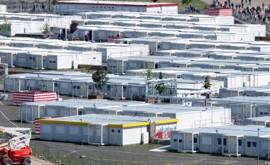 Grindje për azilkërkuesit para samitit të posaçëm në Gjermani