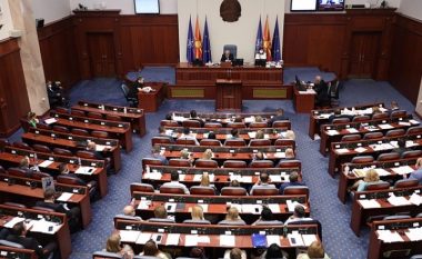 Seanca maratonë për korridoret 8 dhe 10D, vijon dhe sot debat në Kuvendin e Maqedonisë e Veriut