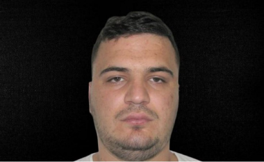 Masakra e Lushnjës me dy të vrarë, arrestohet në Greqi Laert Haxhiu, rivali i Aldo Bares, i dënuar me 18 vite burg