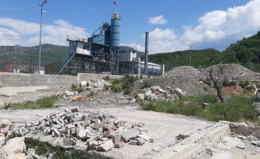 Këlliçi denoncon fabrikën e paligjshme: SPAK t’i bëjë një vizitë kompanive që kanë shtruar rrugët e Tiranës këto 3 muaj