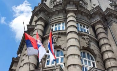 Qeveria serbe njofton për ashpërsimin e masave për posedimin e armëve