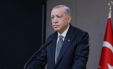 Lira turke shënon rënie të madhe pas fitores së Erdogan