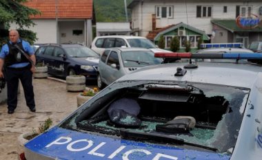 Sulmohet një mjet i Policisë së Kosovës në Zveçan