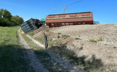 Pezullohet shërbimi i trenave në Krime, pas një shpërthimi në mëngjes