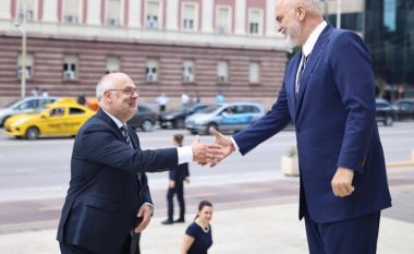 Për herë të parë në Shqipëri, Rama publikon foto me presidentin estonez, Alar Karis