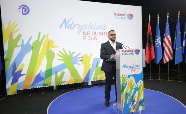 Jep dorëheqjen Kreu i Partisë Demokratike së Rithemelimit në Berat, Shyqyri Dura