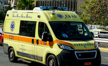 Tragjedi në Greqi, shkoi në spital me temperaturë, 8-vjeçari vdes papritur