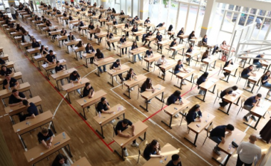Sot provimi i fundit i maturës shtetërore, mbi 30 mijë nxënës i nënshtrohen testit të Lëndës me Zgjedhje
