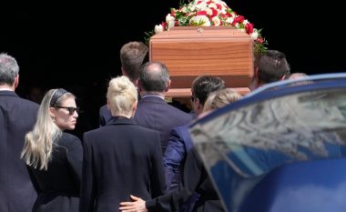 Nis funerali i Silvio Berlusconit në Milano (VIDEO)