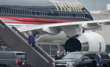 Dokumentet sekrete, Trump mbërrin në Florida për përballjen e parë me aktpadinë