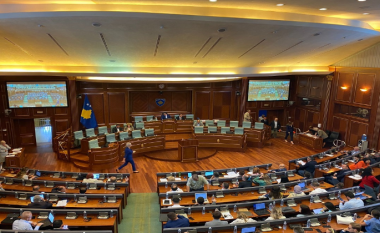 Debate në kuvendin e Kosovës, opozita lajmëron sërish bojkot