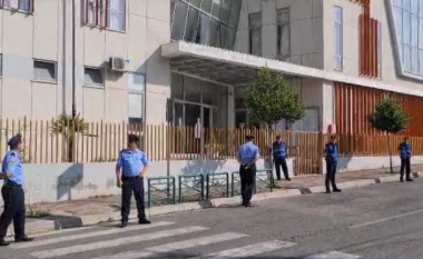 Gjykata e Elbasanit merr vendimin, 35 të arrestuarit për trafik droge mbeten në burg, çfarë ndodh me të tjerët